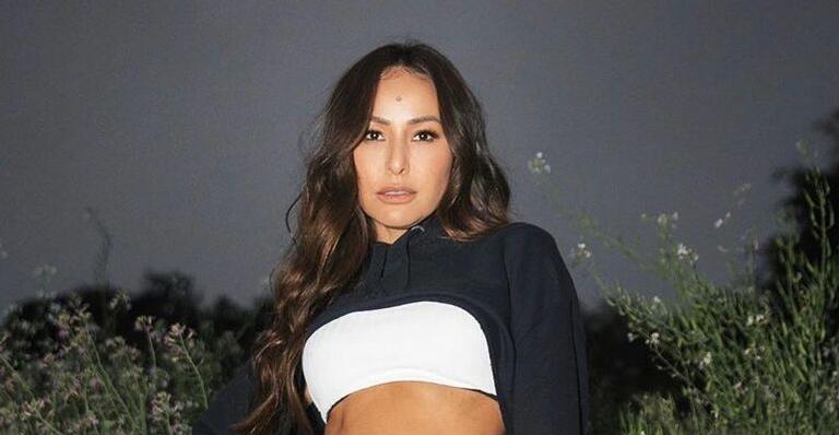 Após 6 meses de afastamento, Sabrina Sato retorna a Record com novo programa aos domingos