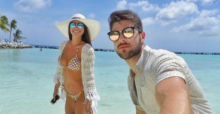 Romana Novais aproveita o primeiro dia de Rock in Rio para se declarar ao marido, Alok