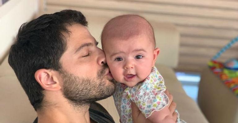 Duda Nagle compartilha vídeo se divertindo ao lado de Zoe: ”Que saudades”