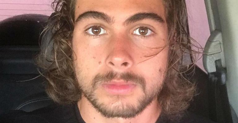 Rafa Vitti publica foto ainda bebê no colo da mãe e conta os segundos para o nascimento de sua filha