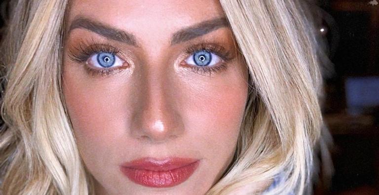 Giovanna Ewbank encanta seguidores com cachorrinha de estimação: ”Minha coisa louca”