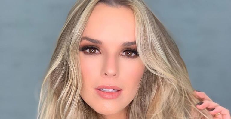Ao lado do marido e da filha, Thaeme compartilha momento íntimo em família