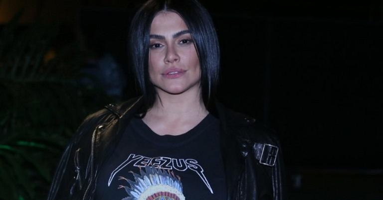 Cleo comemora aniversário em grande estilo com festão: Show de funk, celebridades, e muito mais!