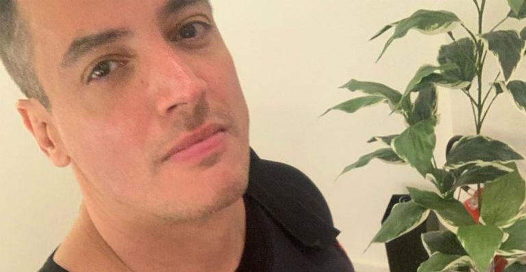 Leo Dias surge com problema de saúde e preocupa os fãs: ”Notícias não são boas”