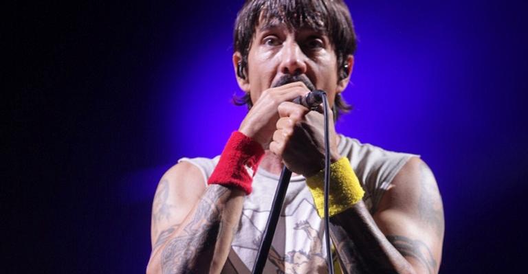 Rock in Rio: Red Hot Chili Peppers se apresenta no festival e aparência do vocalista chama atenção