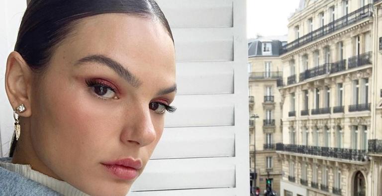 Isis Valverde não consegue comparecer em casamento de Thaila Ayala com Renato Góes e se desculpa