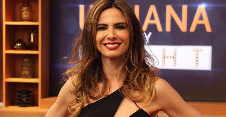 Luciana Gimenez renova o bronze e impressiona com corpo sarado