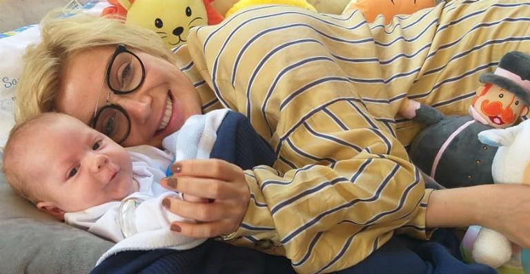 Com Lucca, Luiza Possi dá spoiler de novo clipe: ”Eu não vejo a hora de mostrar para vocês”