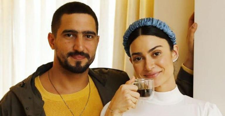 Thaila Ayala e Renato Góes compram mansão luxuosa com cachoeira: ”É um orgulho”