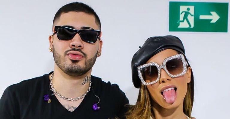 Kevinho compartilha clique ao lado de Anitta e se declara: ”Tenho orgulho muito de você”
