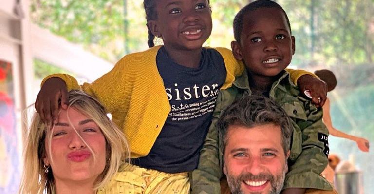 Em Jericoacoara, Giovanna Ewbank, Titi e Bless saltam de altura impressionante em lagoa paradisíaca