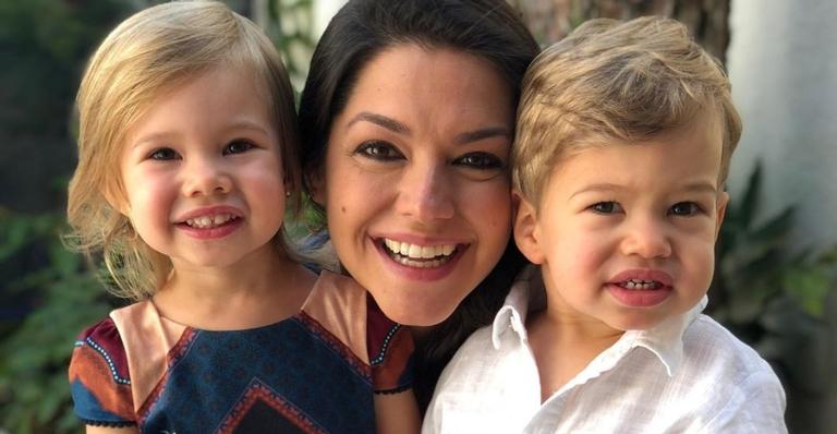 Thais Fersoza encanta ao mostrar Melinda colhendo frutas vestida de princesa com o irmão, Teodoro