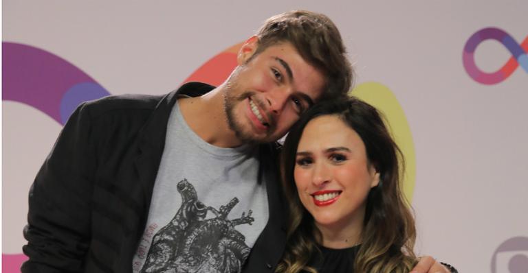 Tatá Werneck fica brava com Rafa Vitti por conta de toalha inusitada: ”Não pegue”
