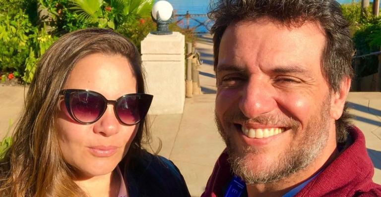 Romântico, Rodrigo Lombardi faz homenagem fofa para a esposa no dia de seu aniversário