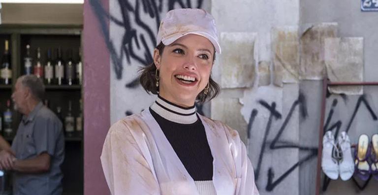 Josiane trabalha como feirante e toma atitude surpreendente em ”A Dona do Pedaço”