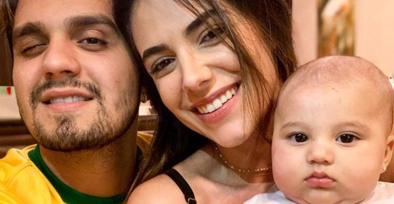 Luan Santana é criticado após postar vídeo fazendo brincadeira com afilhada bebê: ”Que judiação!”
