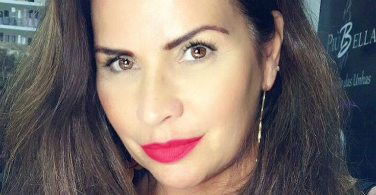 Após discussões, Solange Gomes brinca com Jojo Todynho: ”Quer meu lugar de musa da banheira”