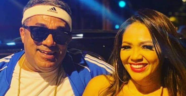 Após flertar com pai da Anitta, mãe da Lexa exibe corpão em look ousado na web: ”Aprontei demais”