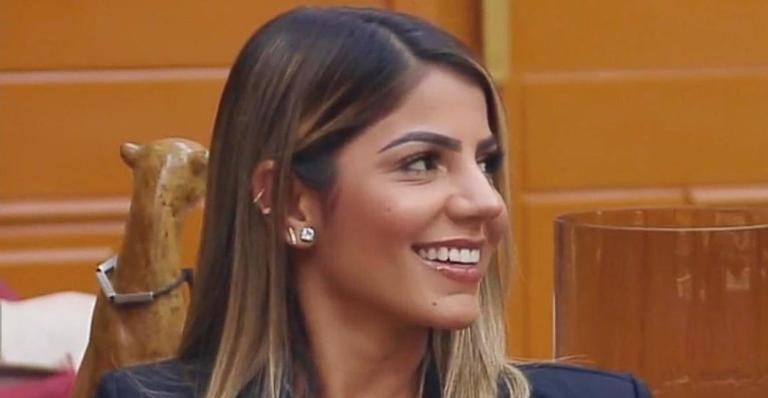 A Fazenda: Hariany chora e é consolada por Lucas Viana: ”Vai Passar”