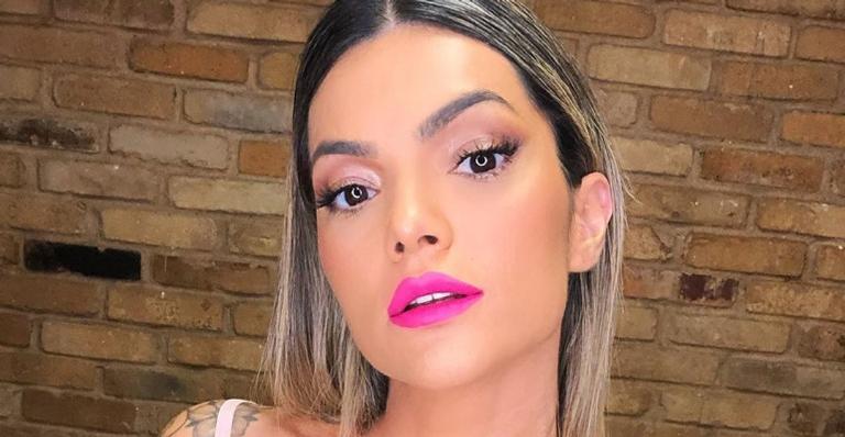 Kelly Key compartilha clique curtindo o calor e impressiona seguidores com seu corpão