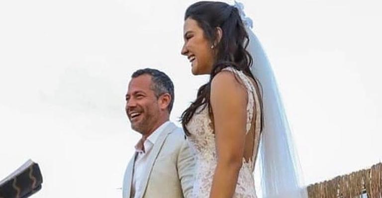 Kyra Gracie divulga clique inédito de seu casamento com Malvino Salvador em Fernando de Noronha