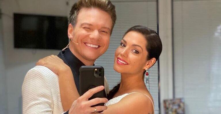 Michel Teló e Thais Fersoza roubam a cena ao levar os filhos no show de Sandy e Junior