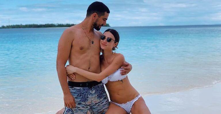 Thaila Ayala grávida? Renato Góes faz comentário suspeito em foto da esposa: ”Cabem 3 vidas”