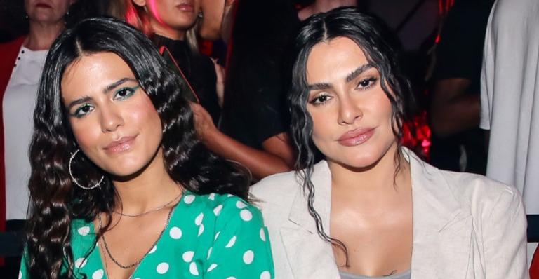 Ao lado do namorado, Antônia Morais rouba a cena em evento com a irmã Cleo