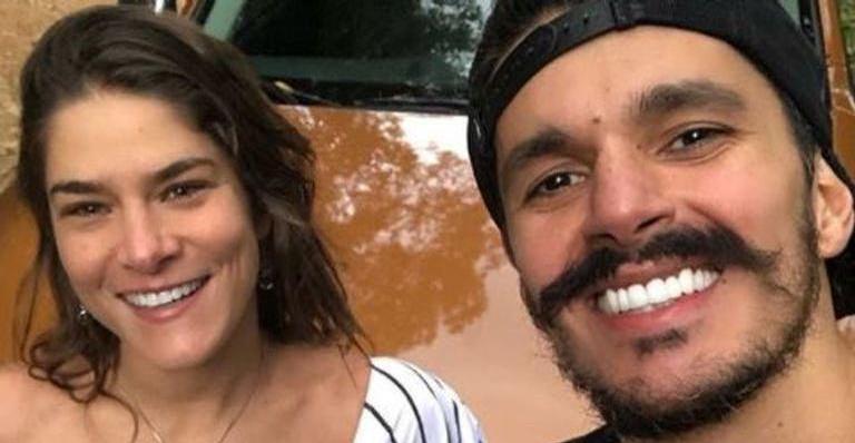 Priscila Fantin e Bruno Lopes comemoram 1 mês de casados: ”Bodas de beijinho”