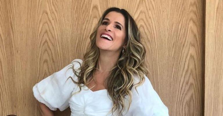 Ingrid Guimarães exibe bastidores de cena polêmica e fãs brincam: ”Eu assim na vida real”