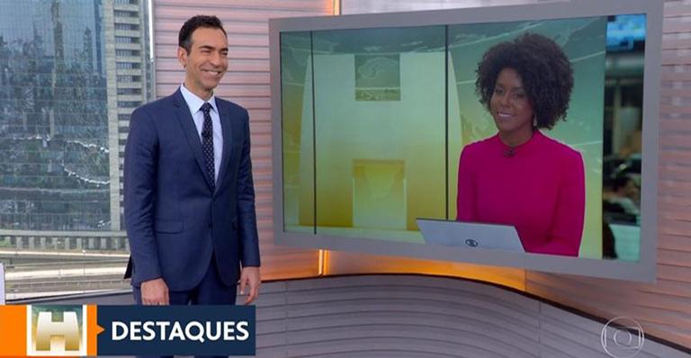 Maju Coutinho faz brincadeira ao vivo e deixa César Tralli envergonhado