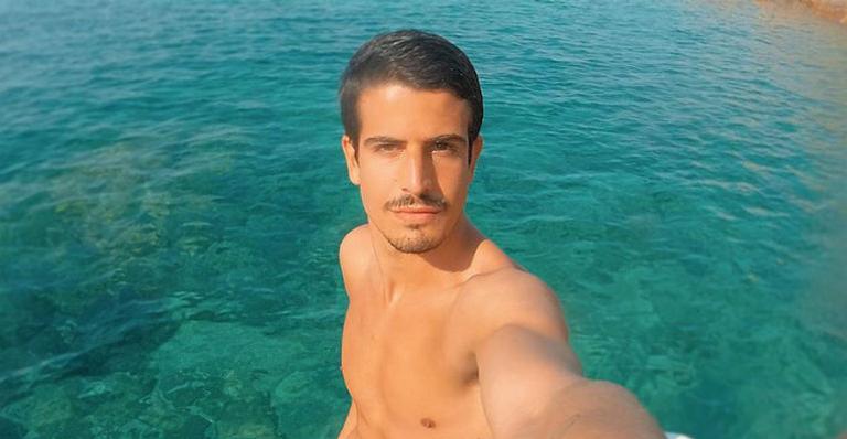 Enzo Celulari diverte os seguidores com foto de seu primeiro corte de cabelo