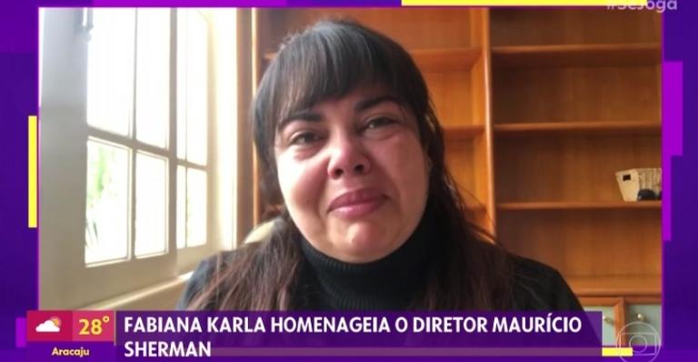 Abalada, Fabiana Karla chora ao vivo e se afasta do ‘Se Joga’ após a morte de Maurício Sherman
