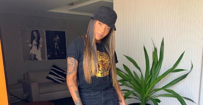 Após compartilhar na web foto com rapper internacional, Ludmilla celebra apoio de fãs