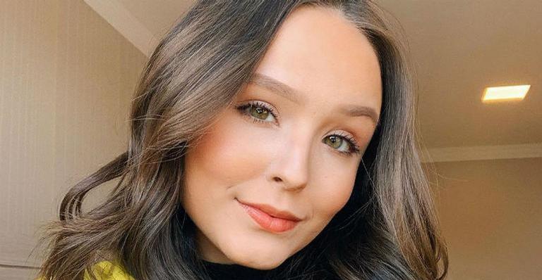 Larissa Manoela investe em look sensual e arranca suspiros dos famosos!