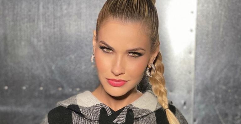 Andressa Suita aposta em look lindíssimo e grifado de quase R$30 mil para show do Gusttavo Lima