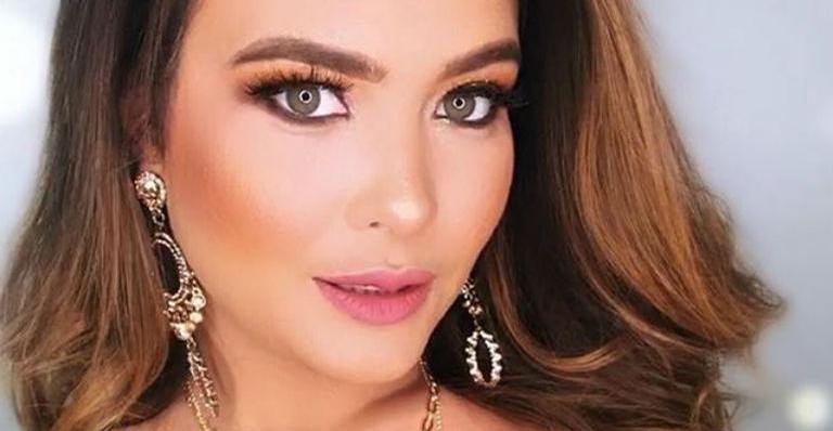 Dez anos depois, Geisy Arruda surge com o famoso vestidinho rosa e choca web