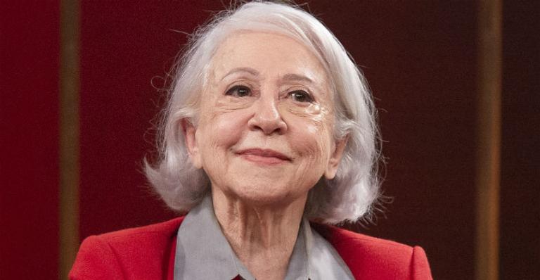 Fernanda Montenegro faz agradecimento especial às homenagens de seu aniversário de 90 anos