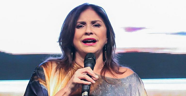 Fafá de Belém emociona ao desabafar sobre morte do irmão: ”Alegria por onde passava”