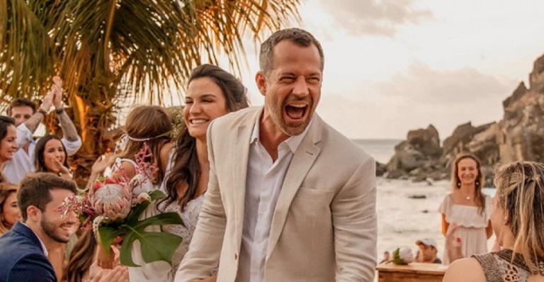 Malvino e Kyra: ‘sim’ em Noronha