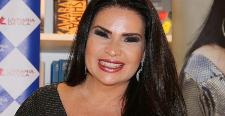 Solange Gomes releva caso com apresentador João Kléber