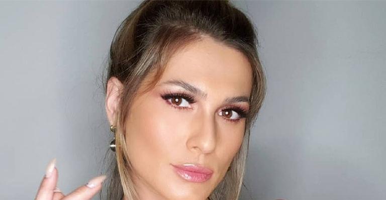 Lívia Andrade dispara contra críticas a look decotado: ”Vá se tratar”