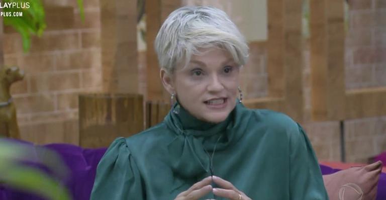 A Fazenda: Andréa Nóbrega solta o verbo e detona Lucas no reality