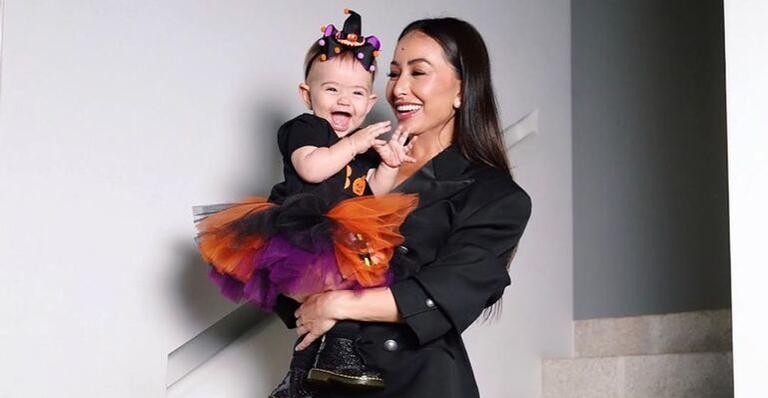 Sabrina Sato faz festão de Halloween para comemorar 11 meses de Zoe; Veja detalhes