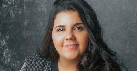 Yasmin Santos: a ‘gêmea de voz’ da Marília Mendonça conta como conheceu a sertaneja!