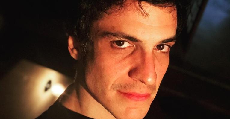 Mateus Solano mostra lado aventureiro e impressiona seguidores com fotos escalando