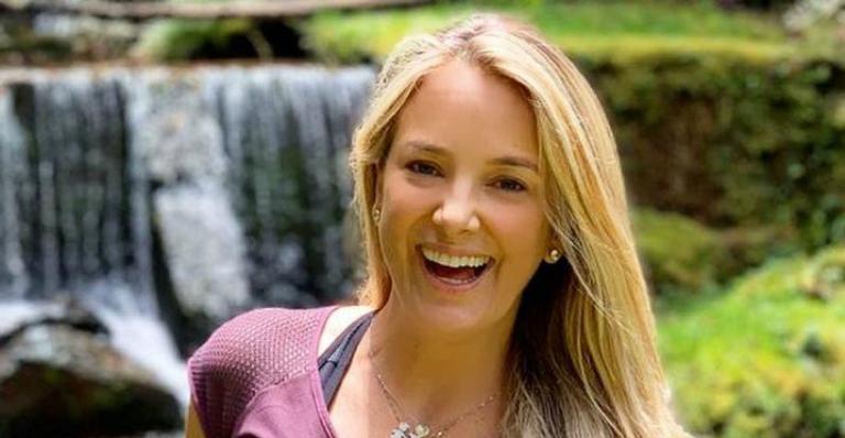Ticiane Pinheiro exibe look colorido para programa e fãs elogiam: ”Maravilhosa”
