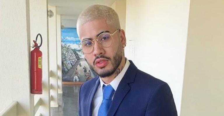 Kevinho compartilha registro só de cueca e volume chama a atenção: ”Eterna sacanagem”