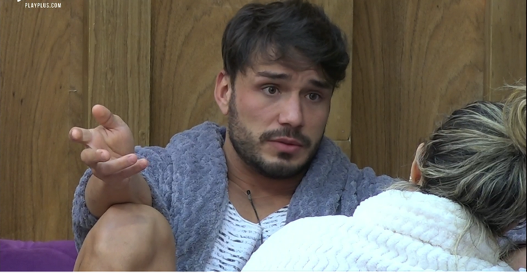 A Fazenda 2019: Lucas Viana e Thayse Teixeira se desentendem: ”Eu não nasci pra esse jogo”