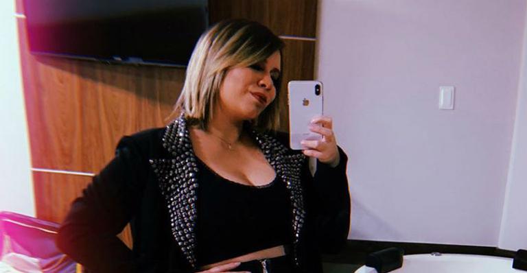 Grávida, Marília Mendonça passa mal de madrugada e faz desabafo na web